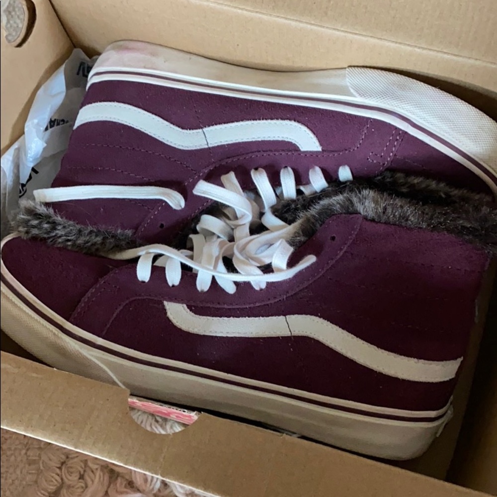 New High faux Fur Vans